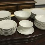 879 4300 DINNERWARE